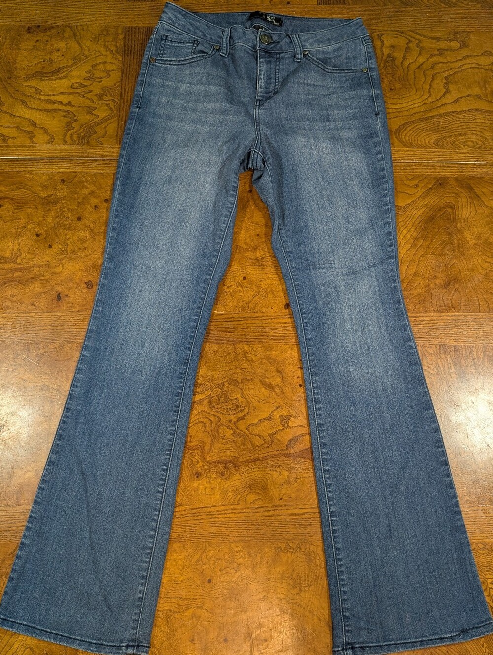 1822 Denim Women's Bootcut Jeans Size 8 Medium Wash Mid Rise Stretch